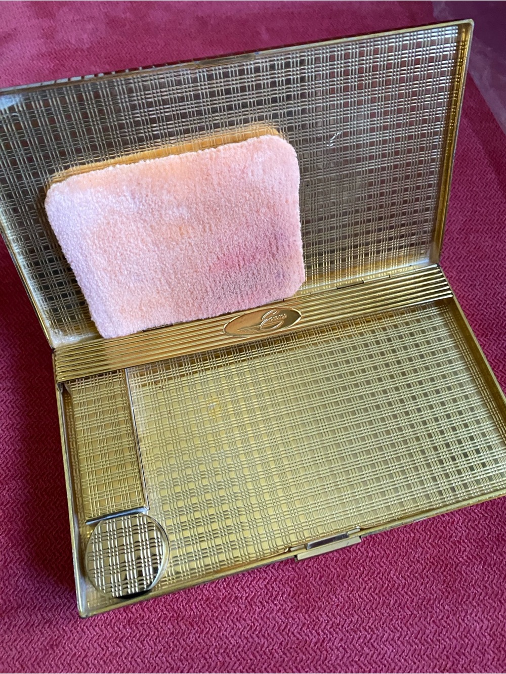 Evans vintage double sided clutch includes comb, lipstick tube, coin storage. - Picture 4 of 6